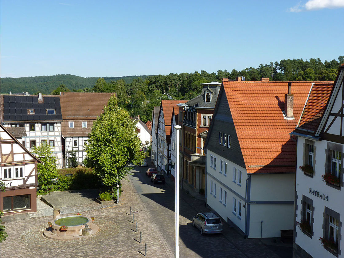 Zimmereiarbeiten an St. Cescentius (Foto: Karl-Franz Thiede)